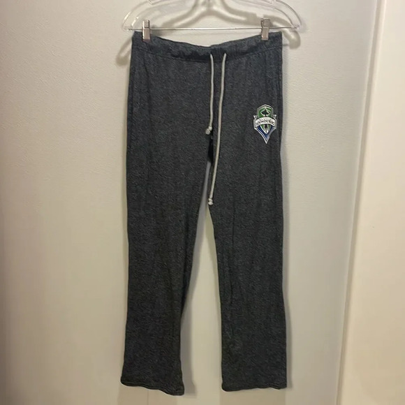Nwot Sounders woman’s pj bottoms - Picture 2 of 10